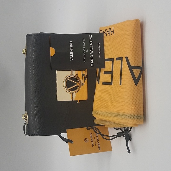 1388- Valentino By Mario Valentino Italian Leather NWT - Picture 6 of 12